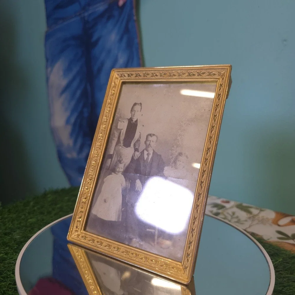 Antique Ivy Leaves Easel Gilt  Metal Photo Frame with Patent Number